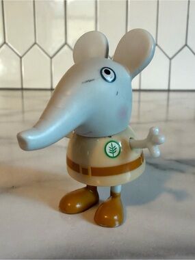 Peppa Pig Emily Elephant Fancy Dress Party Mini Figure